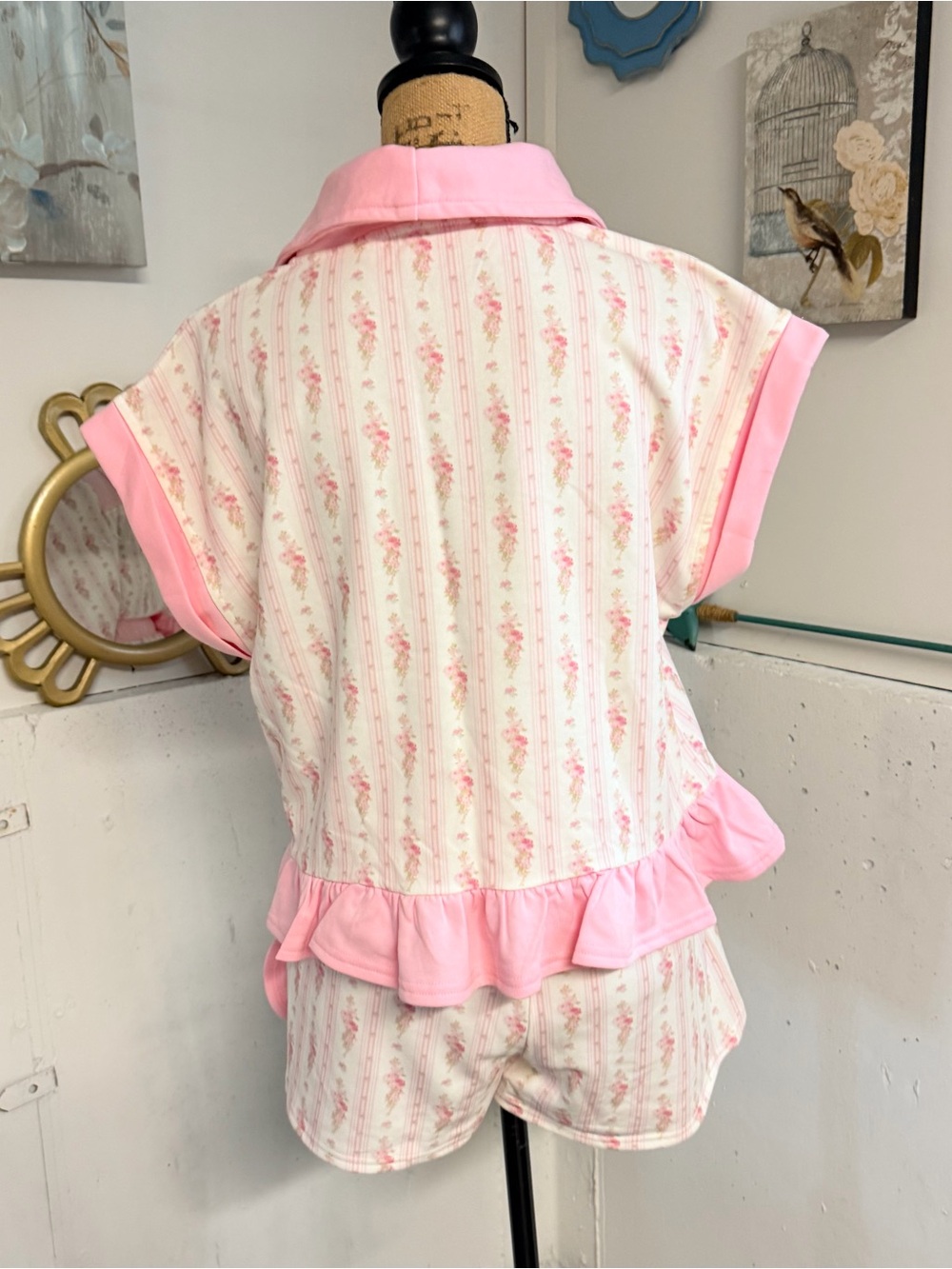 Rosy Coquette Ruffle Set - Picture 6 of 6